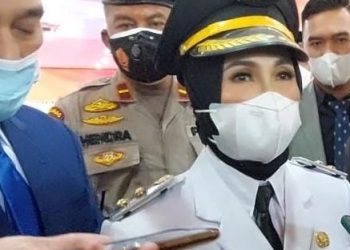 Plt Wali Kota Pematangsiantar dr Susanti Dewayani.(f:ist/konstruktif)