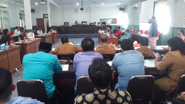 Suasana RDP di ruang rapat Gabungan DPRD Pematangsiantar terkait Pembangunan di lahan GOR (f:ist/konstruktif)