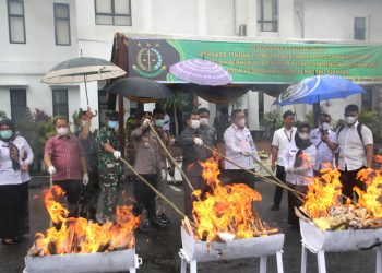 Kejaksaan Negeri memusnahkan barang bukti narkoba (f:ist)