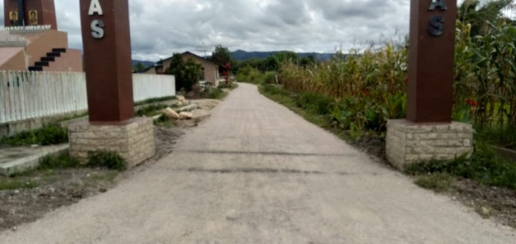 Rehabilitasi Jalan Jurusan Simpang JL Negara menuju Sibarani Nasampulu (f:ist/konstruktif)