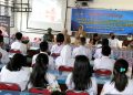 Wali Kota Pematang Siantar dr Susanti Dewayani SpA memberikan Pembinaan Penguatan Ideologi Pancasila kepada siswa-siswi SMA Negeri 1 (f:ist/konstruktif)