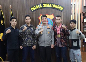 Kapolres Simalungun  menerima Aduiensi dari PSSC Patunggung Simalungun Siantar Club (f:ist/konstruktif)