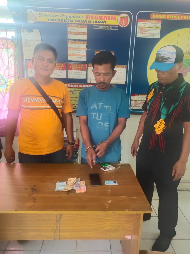 Pelaku perjudian jenis togel (f:ist/konstruktif)