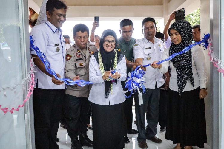 Peresmian Kantor Lurah Mekar Nauli Kecamatan Siantar Marihat, di Jalan Pattimura Ujung (f:ist/konstruktif)