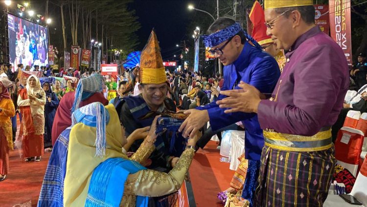 Pawai Karnaval Budaya (f:ist/konstruktif)